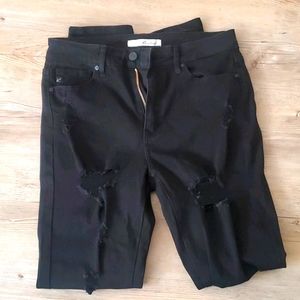 Black High Rise Destructed Skinny